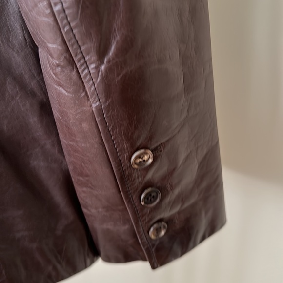 Gorgeous Brown Leather Jacket - Picture 6 of 10